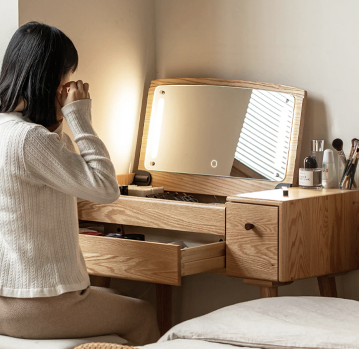 Berlin Vanity Table