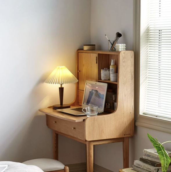 Loly Dressing Table